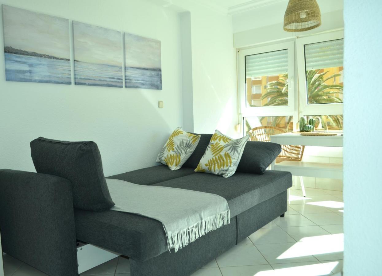 Maravilloso Estudio En Urbanizacion Centro Internacional En Algarrobo Costa A 50 Metros De La Playa Kültér fotó