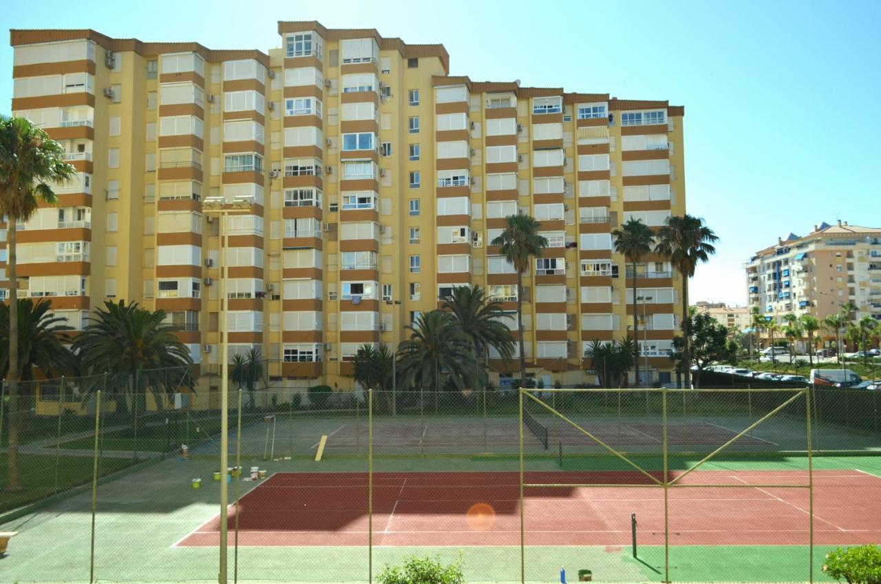 Maravilloso Estudio En Urbanizacion Centro Internacional En Algarrobo Costa A 50 Metros De La Playa Kültér fotó