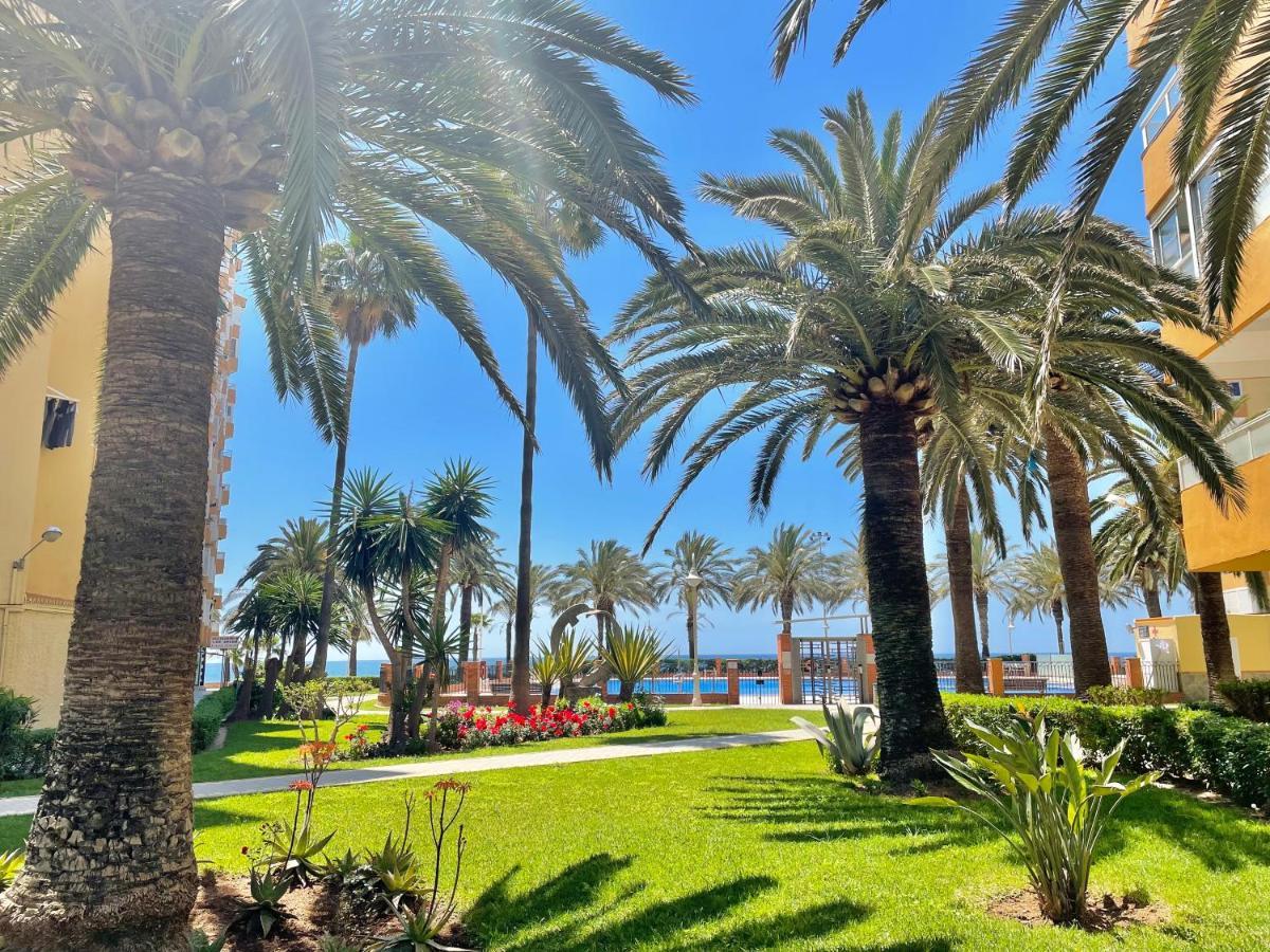Maravilloso Estudio En Urbanizacion Centro Internacional En Algarrobo Costa A 50 Metros De La Playa Kültér fotó