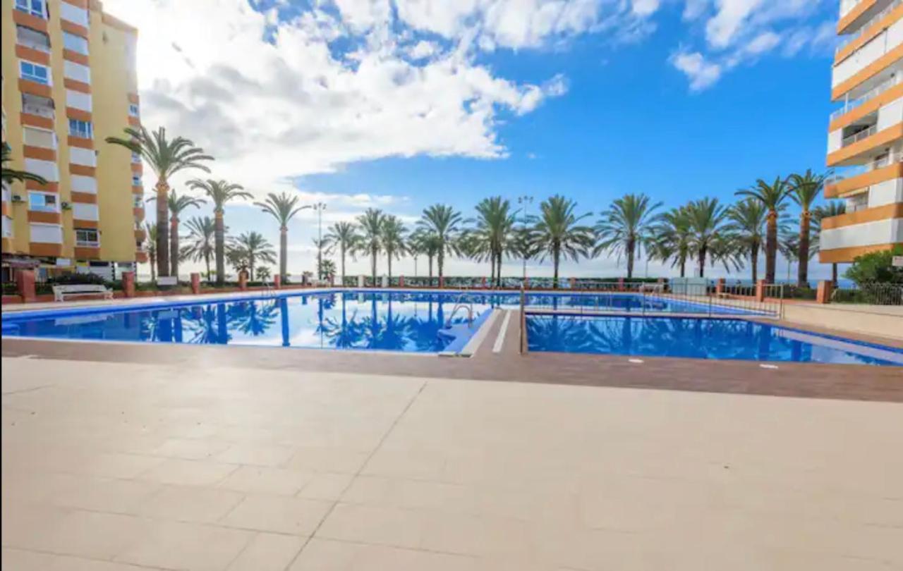 Maravilloso Estudio En Urbanizacion Centro Internacional En Algarrobo Costa A 50 Metros De La Playa Kültér fotó